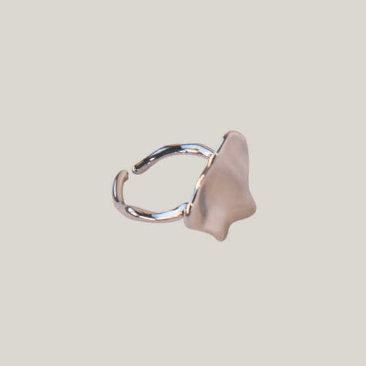 Elegant Irregular Silver Wrinkle Ring